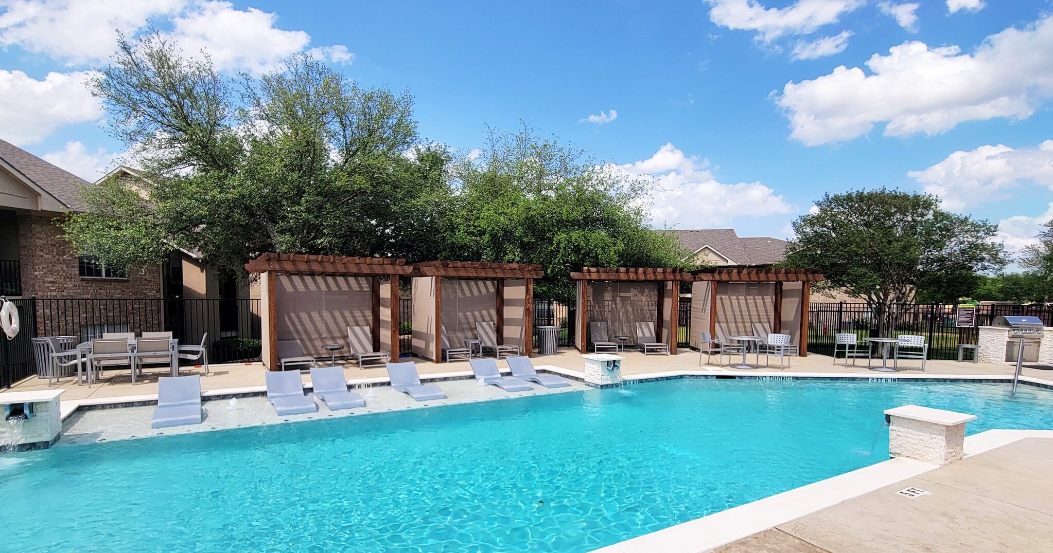 Arbors At Wolf Pen Creek